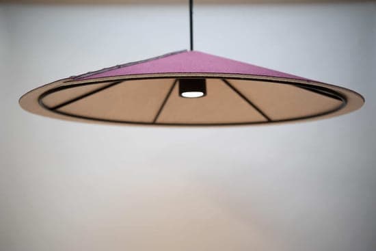 BuzziSpace - BuzziCone - Akoestische designlamp van vilt